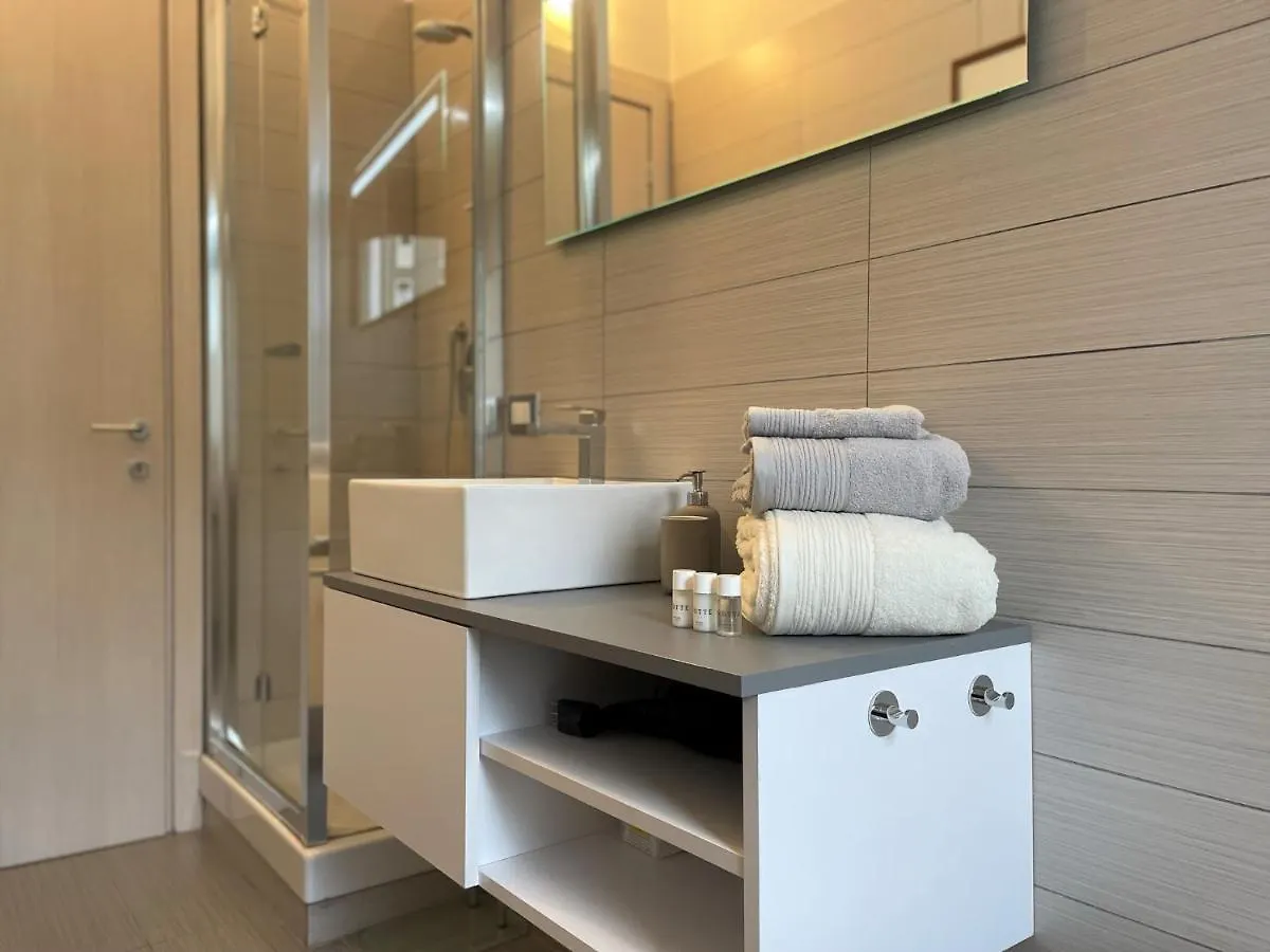 Vivapartments Milanoinganni 0*, Милан Италия
