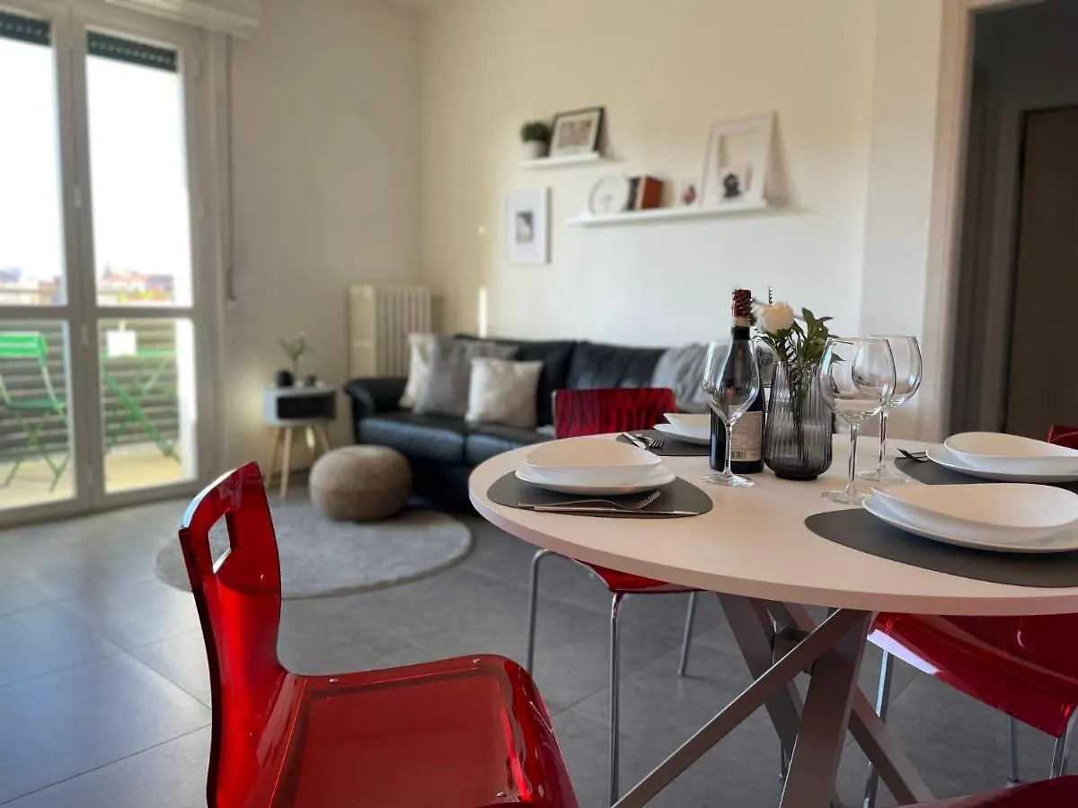 Vivapartments Milanoinganni 0*, Милан Италия
